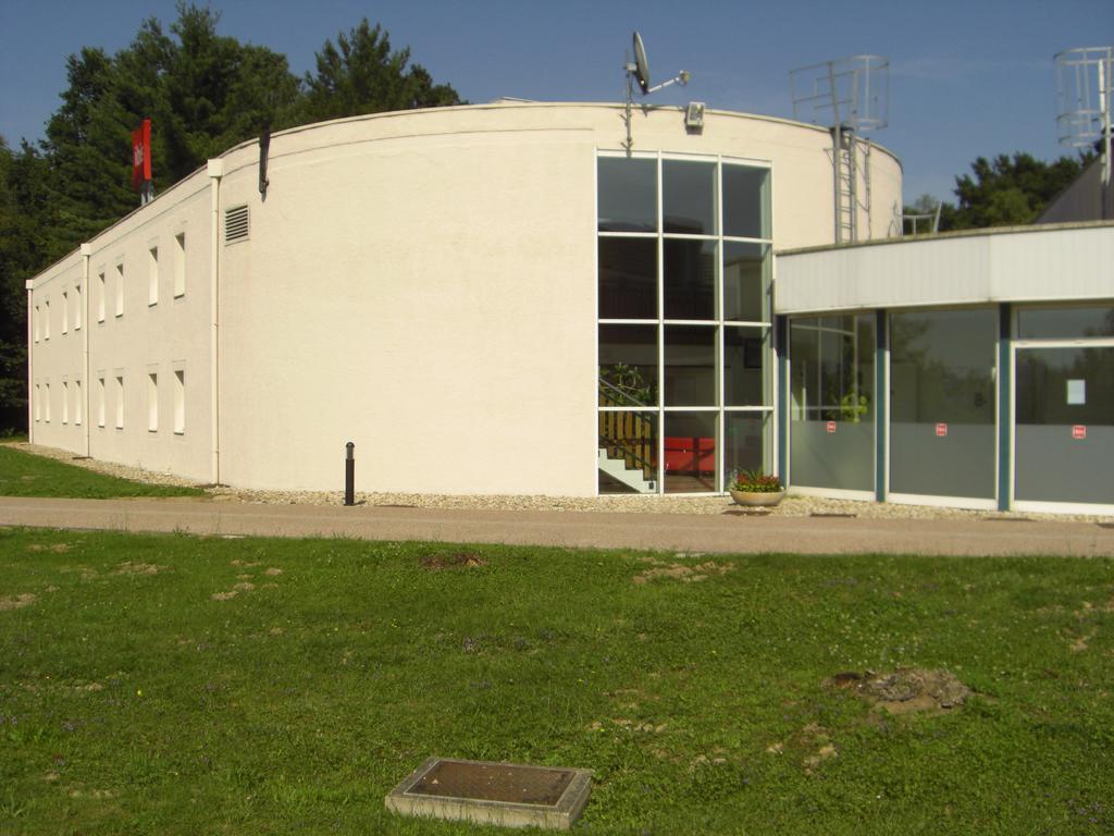 Ibis Bourg Jasseron/Teyssonge Exterior photo