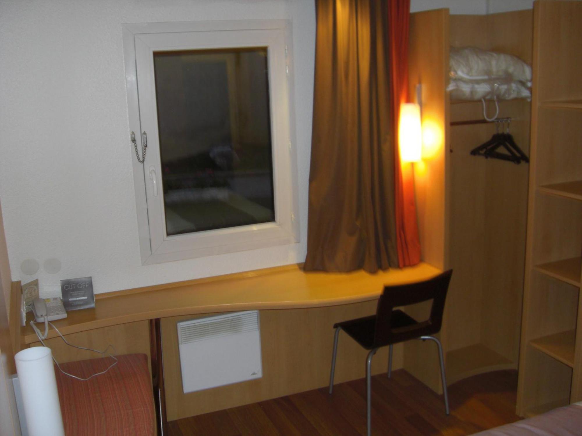 Ibis Bourg Jasseron/Teyssonge Room photo